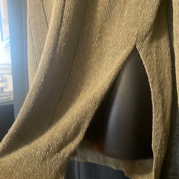 Tha fifth label olive green with slits on side - Picture 2 of 10